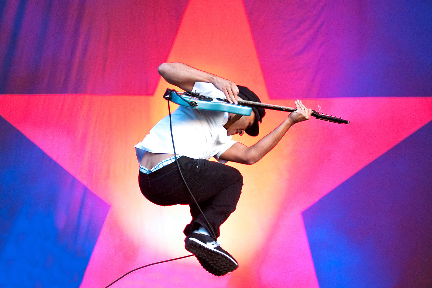 Tom-Morello-Rage-Against-The-Machine-Download-Festival.jpg